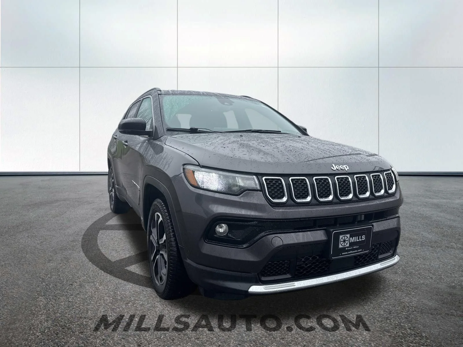 Used 2024 Jeep Compass Limited with VIN 3C4NJDCN5RT579987 for sale in Baxter, Minnesota