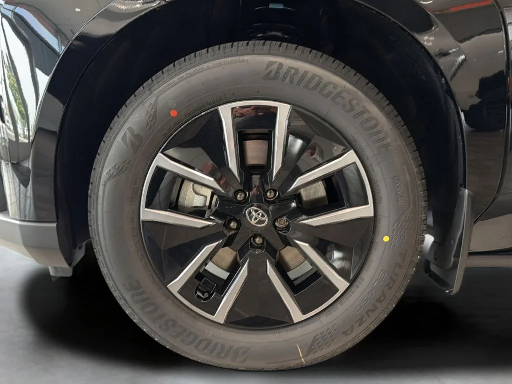 New 2026 Midnight Black Metallic Toyota  XLE image 36