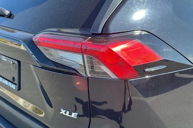 Used 2025 Black Toyota XLE image 5