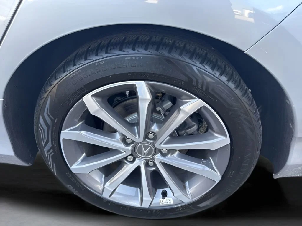 Used 2023 Silver Acura  image 31