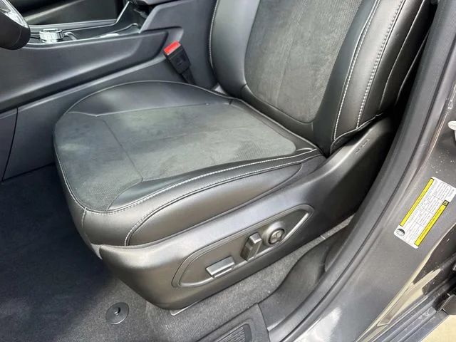 New 2026 Gray Jeep Altitude image 17