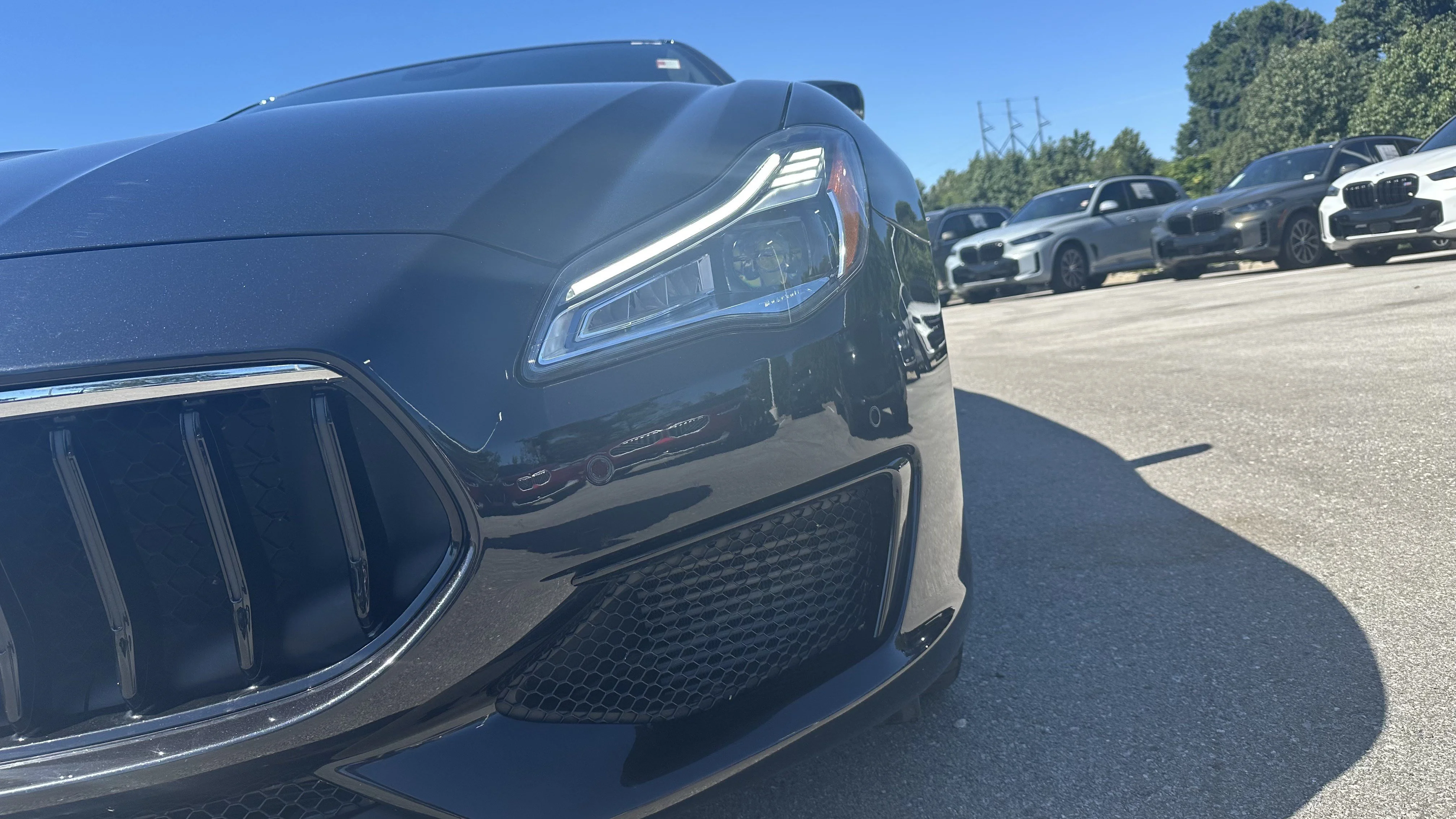 Used 2022 Nero Ribelle Metallic Maserati Modena Q4 image 6