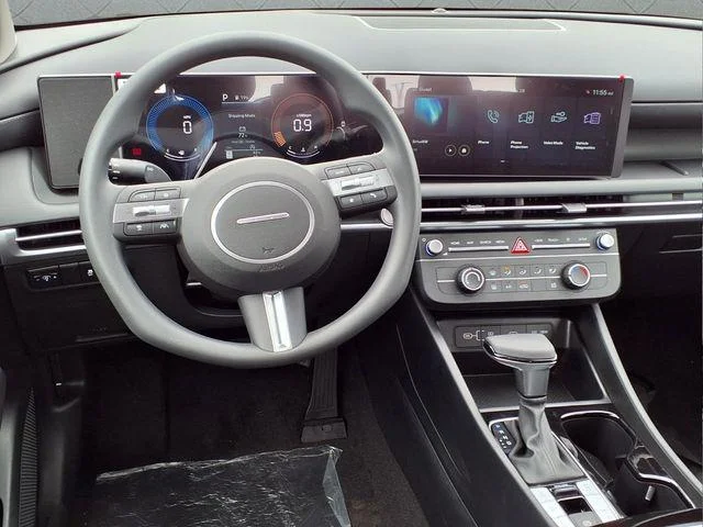 New 2026 Green Hyundai SE image 13