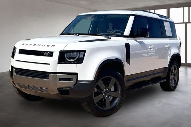 2026 Land Rover Defender 110 S