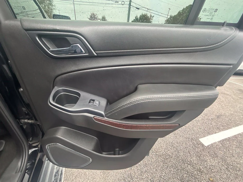 Used 2017 Black GMC SLT image 21