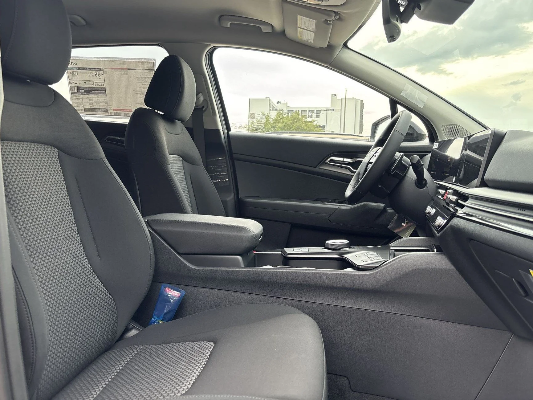 New 2027 Gravity Gray Kia S image 23