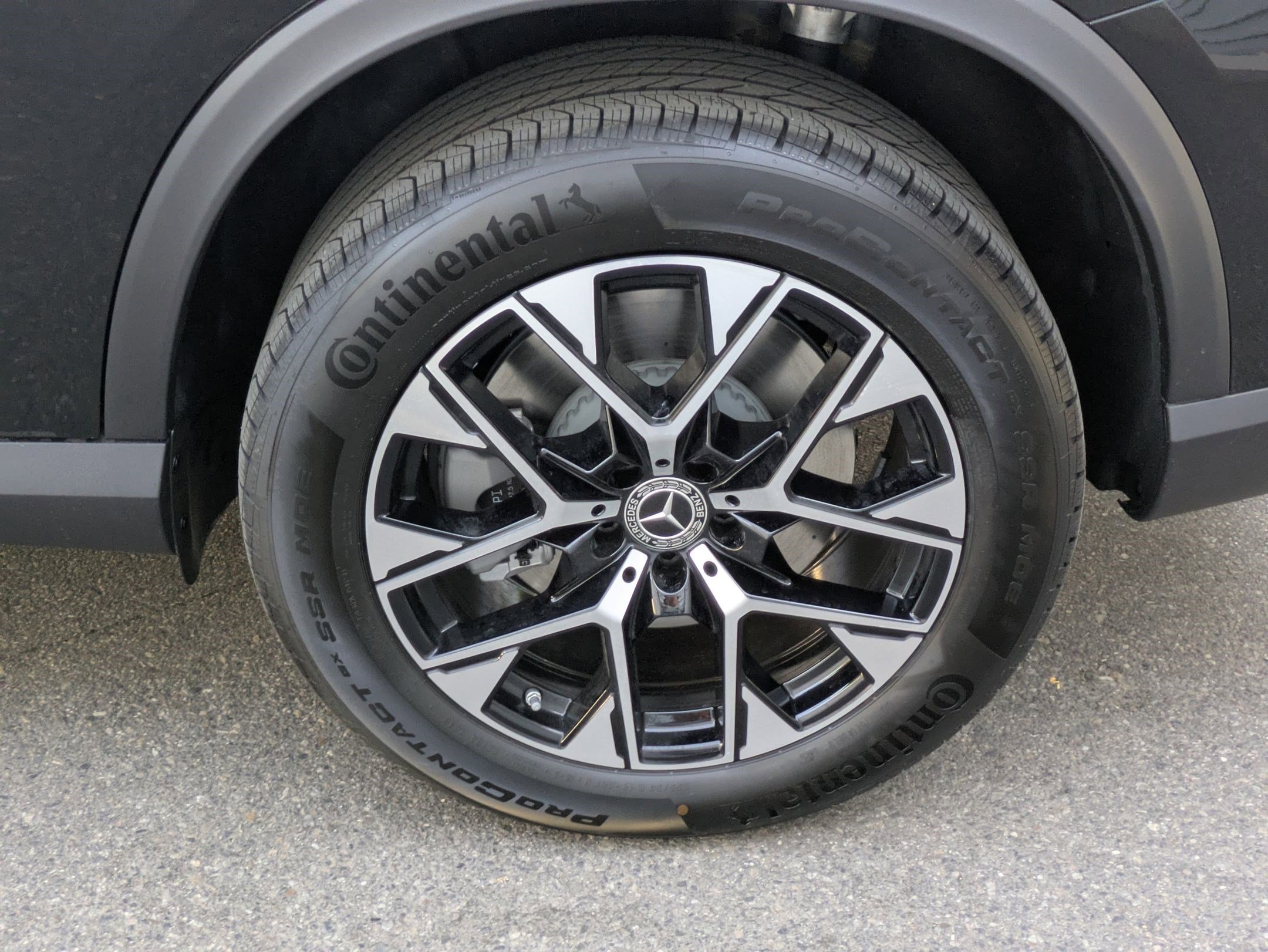 2025 Mercedes-Benz GLC Base - Photo 32