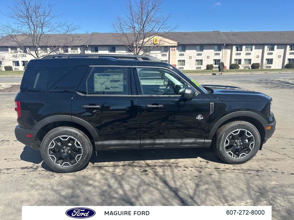 New 2026 Shadow Black Ford Outer Banks® image 3