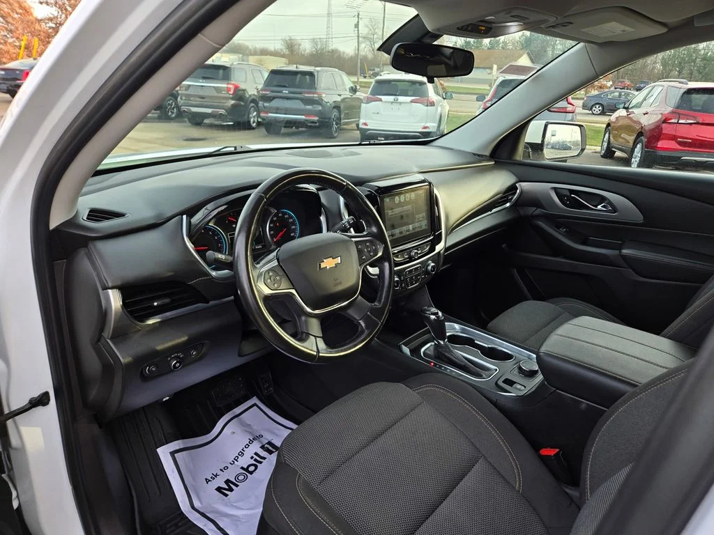 Used 2019 White Chevrolet LT AWD image 2