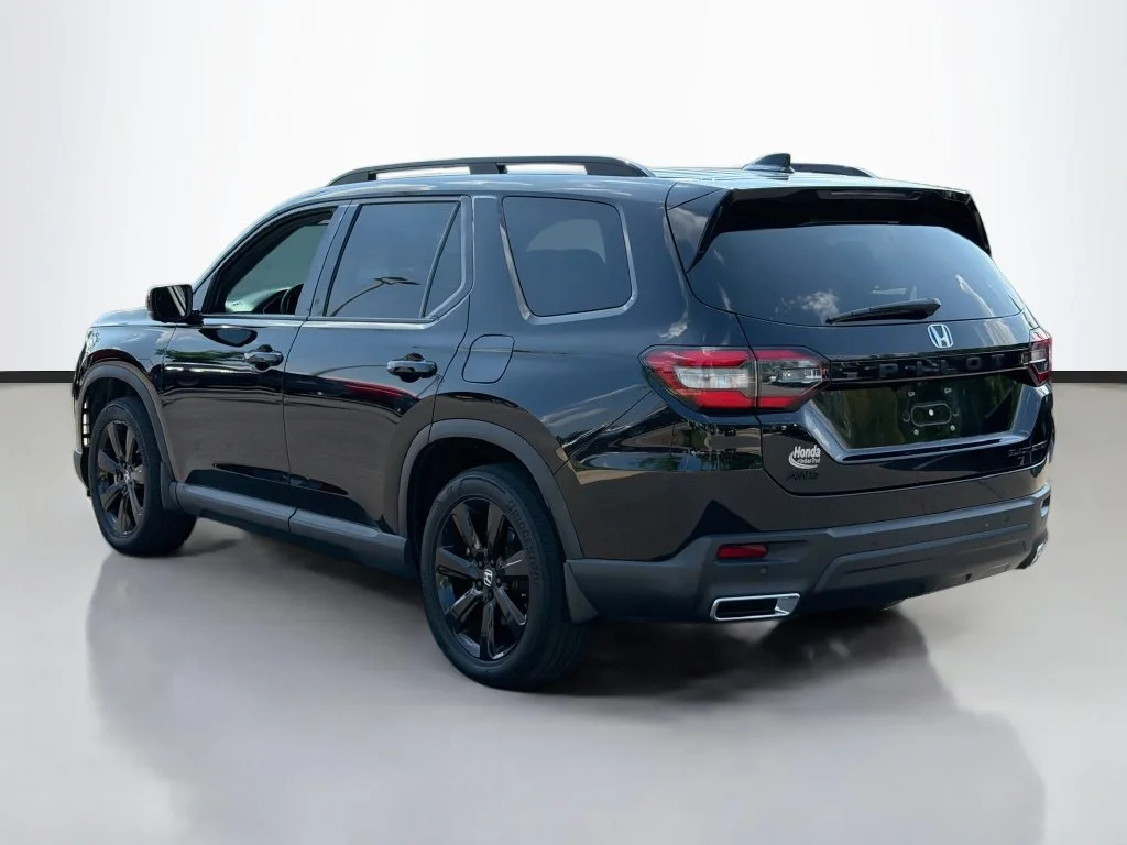 Used 2025 Crystal Black Pearl Honda Black Edition image 7