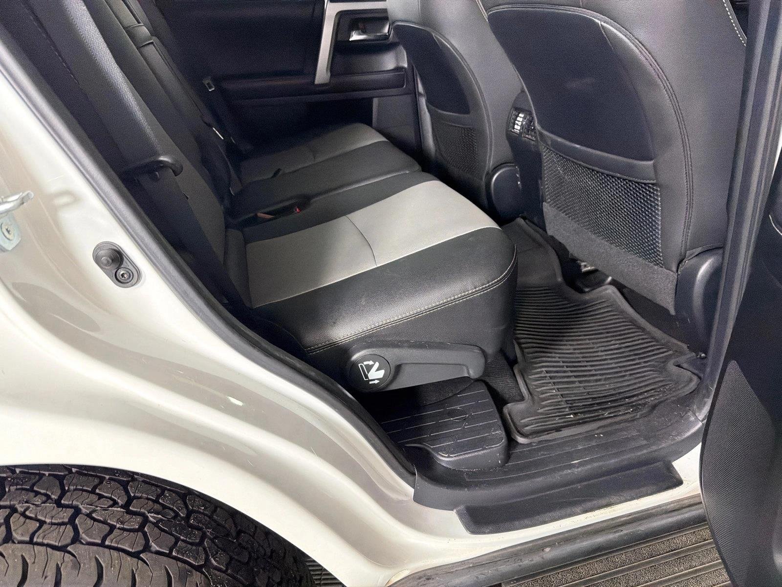 Used 2019 Super White Toyota SR5 Premium image 17
