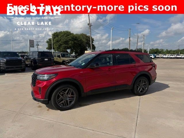 2025 Ford Explorer's photo