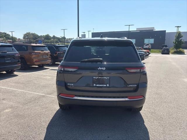 New 2026 Baltic Gray Metallic Clear-Coat Exterior Paint Jeep Limited image 9