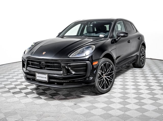 2026 Porsche Macan 