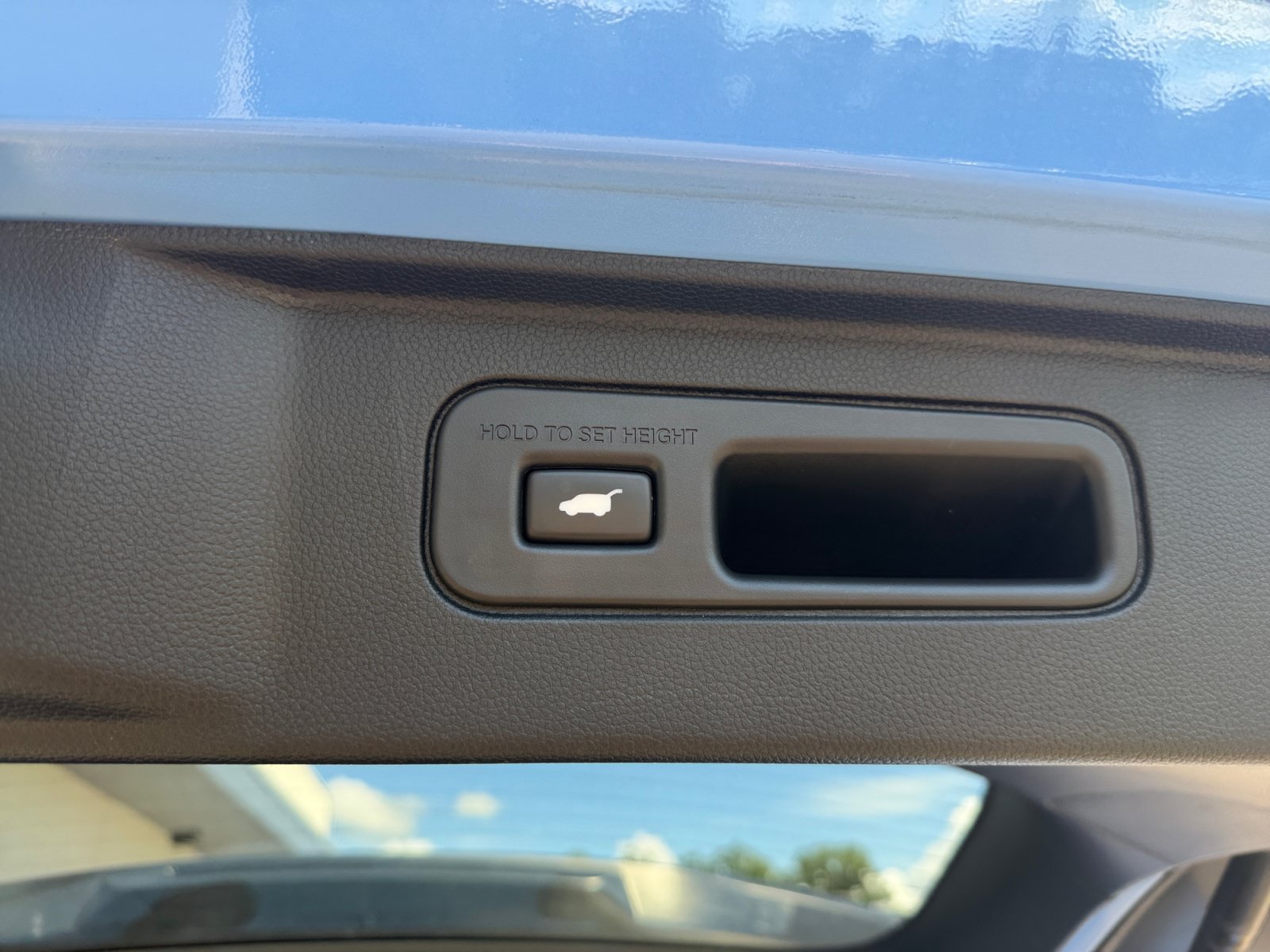 Used 2023 Diffused Sky Pearl Honda TrailSport image 38