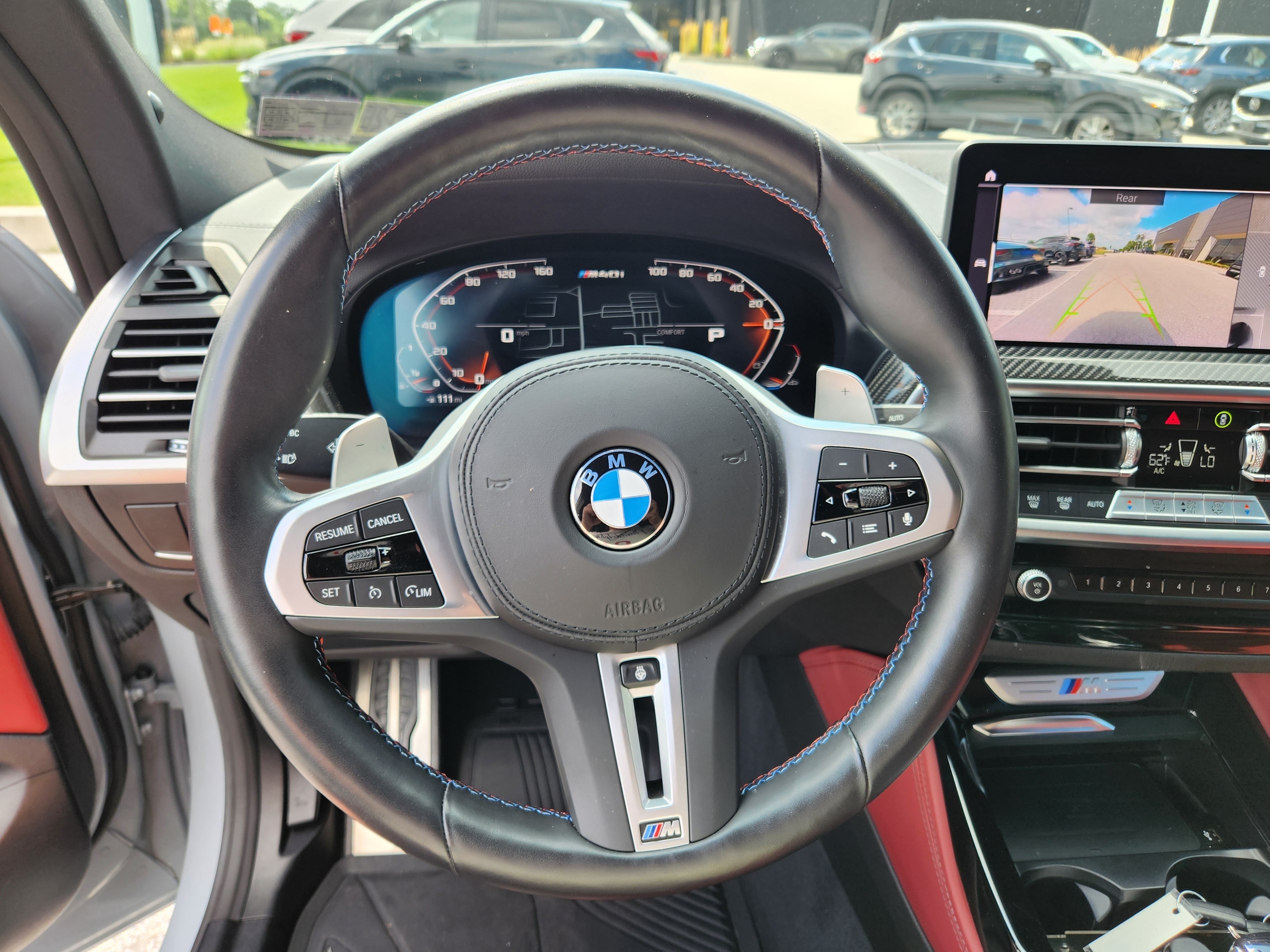 Used 2024  BMW  image 18