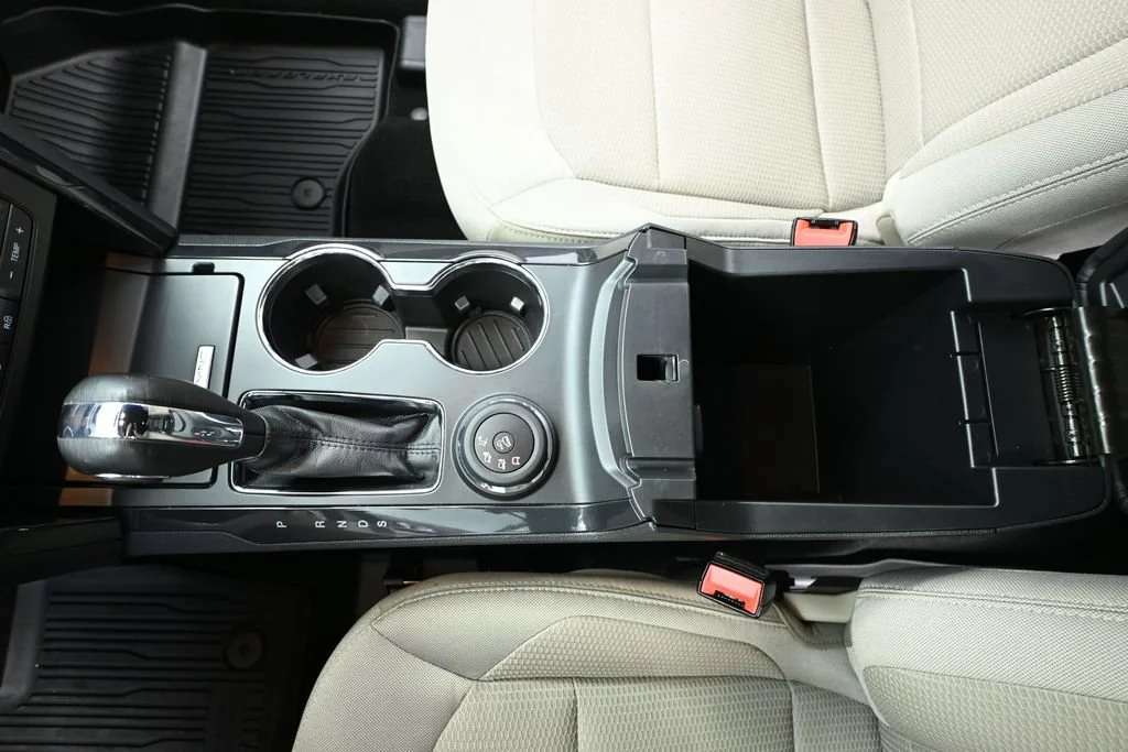 Used 2019 White Ford XLT image 25