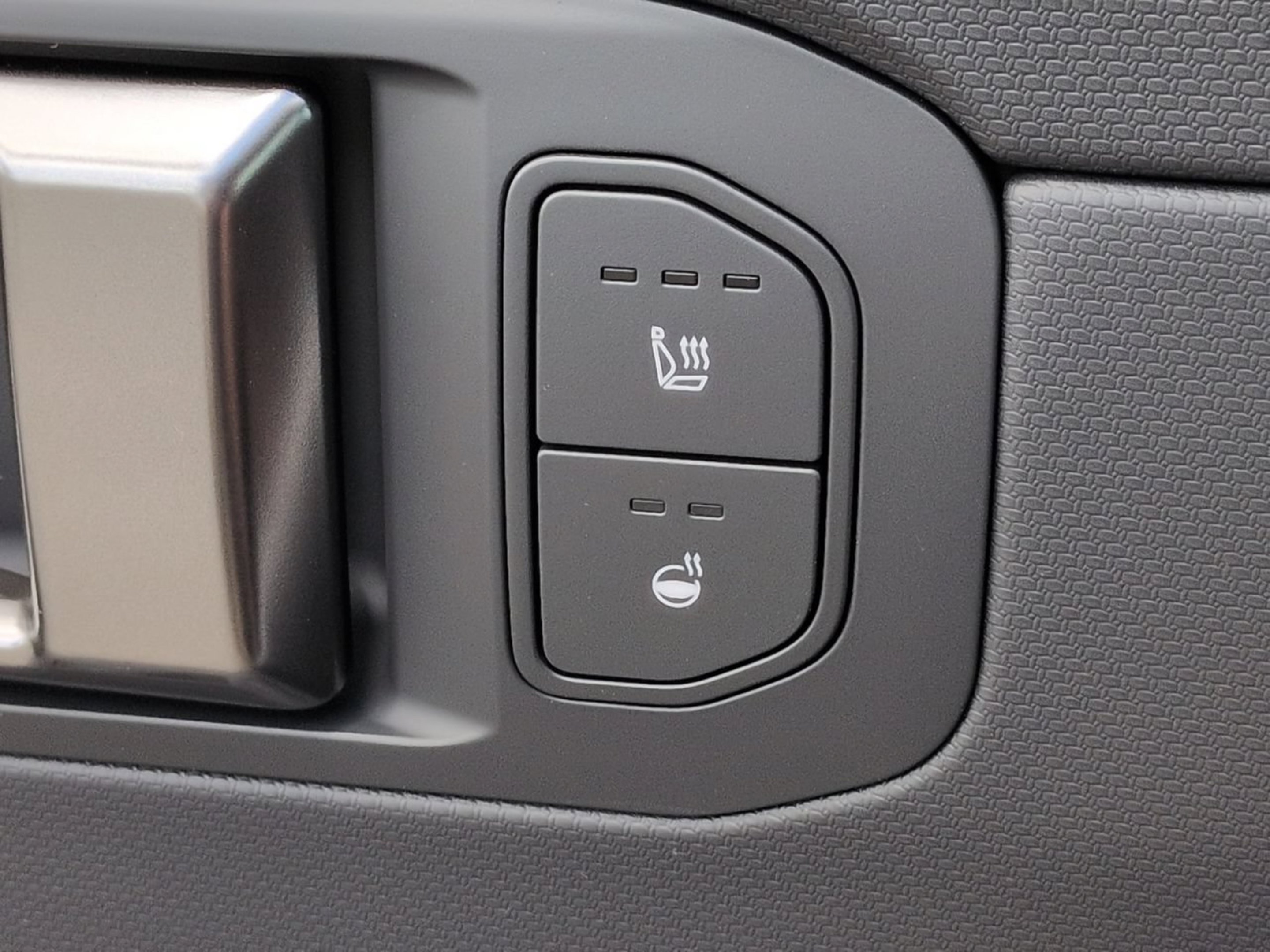 New 2027 Terrain Brown Kia X-Line S image 28