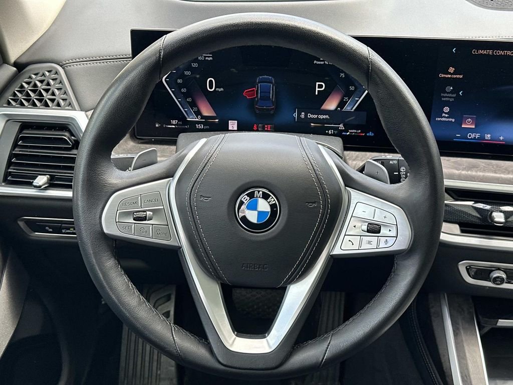 Used 2024 Black Sapphire Metallic BMW xDrive40i image 22