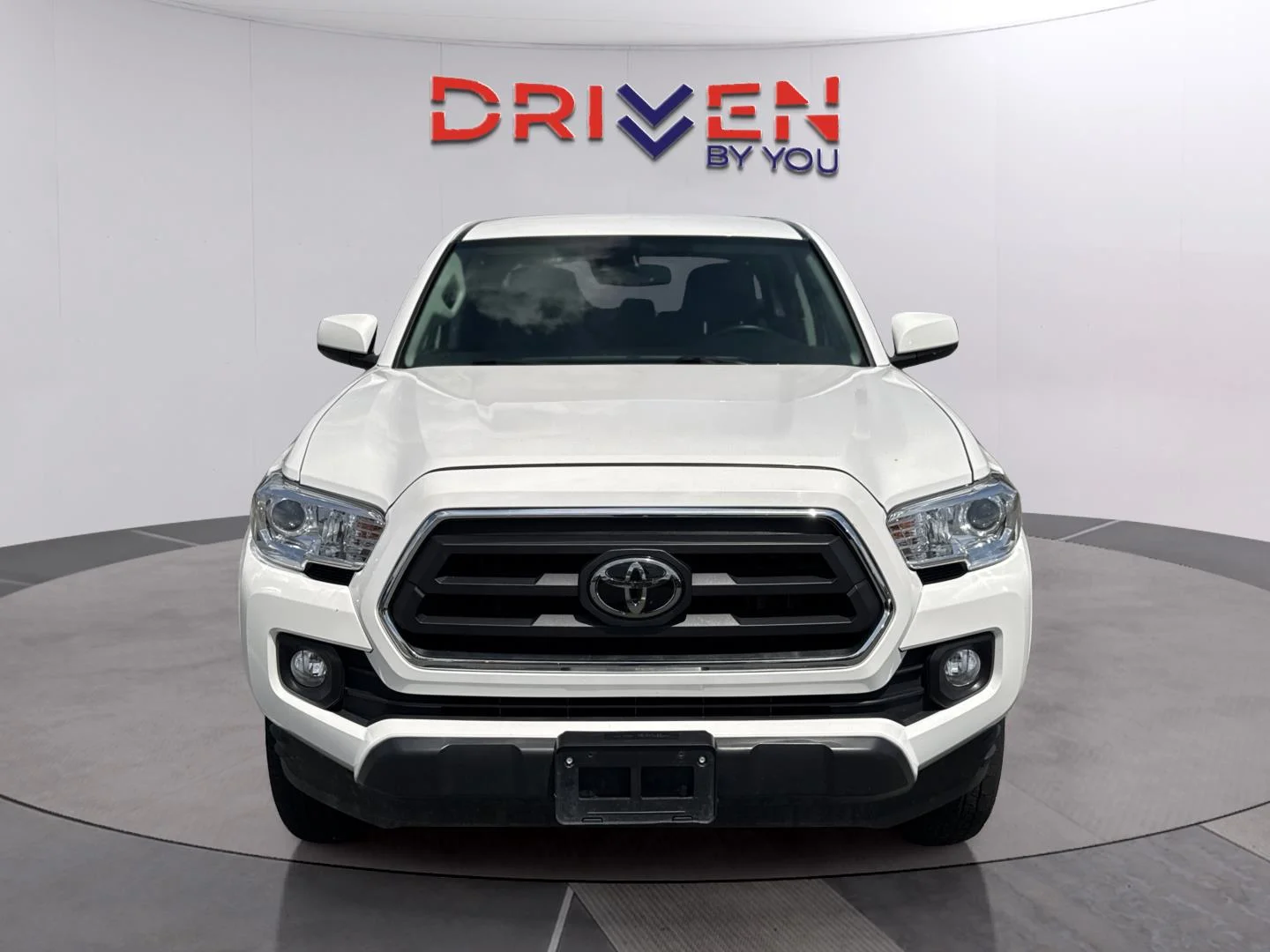 Used 2023 Ice Cap Toyota SR5 V6 image 9