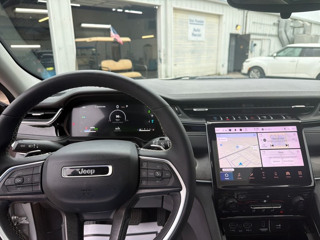Used 2024 Silver Jeep 4xe image 21