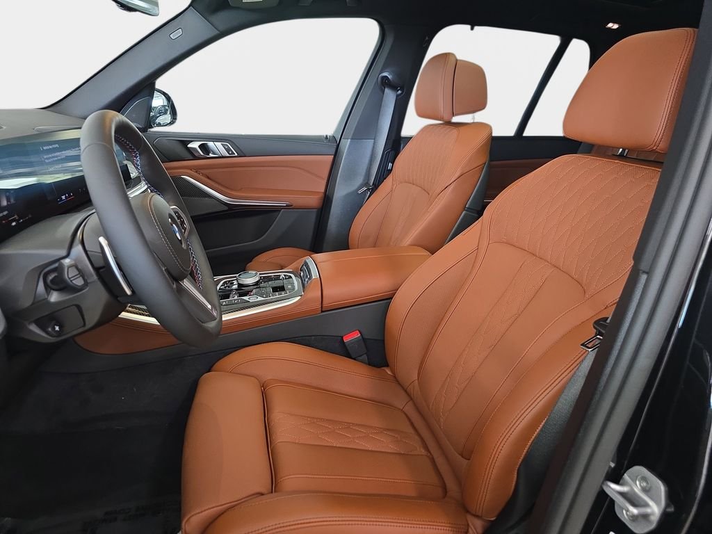 New 2026 Black Sapphire Metallic BMW M60i image 12