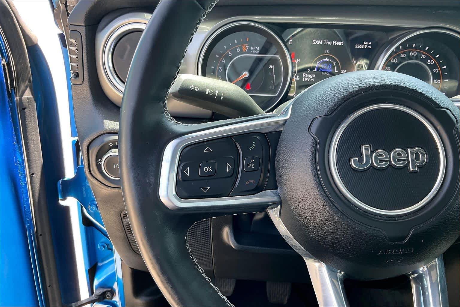 Used 2022 Hydro Blue Pearlcoat Jeep Unlimited Sahara image 22