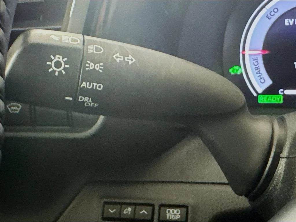 Used 2023 White Toyota XLE image 12