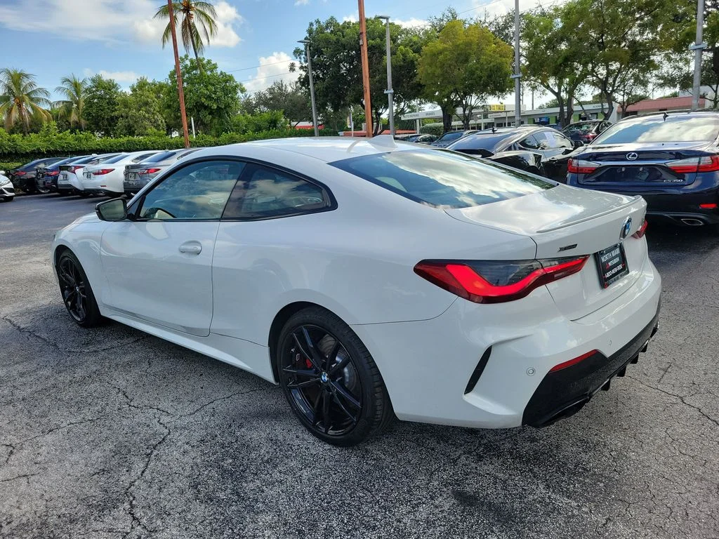 Used 2021 White BMW M440i xDrive image 5