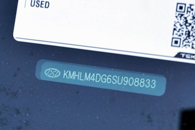 Used 2025 White Hyundai SEL Sport image 31