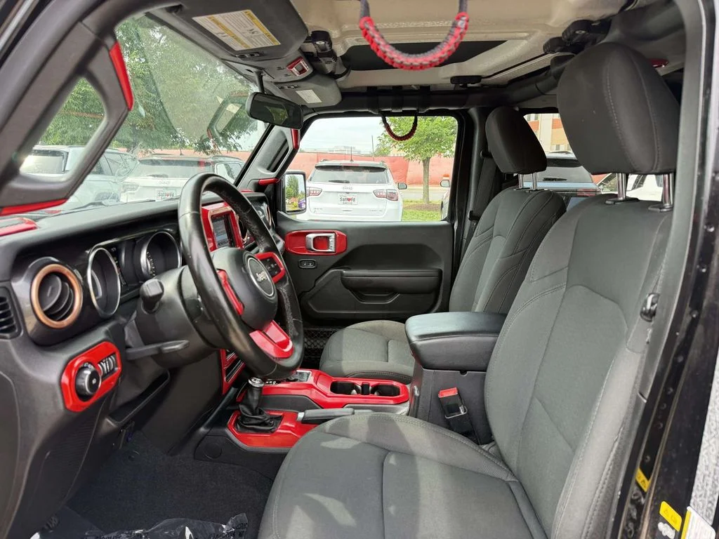 Used 2021 Black Jeep Unlimited Sport Altitude image 13