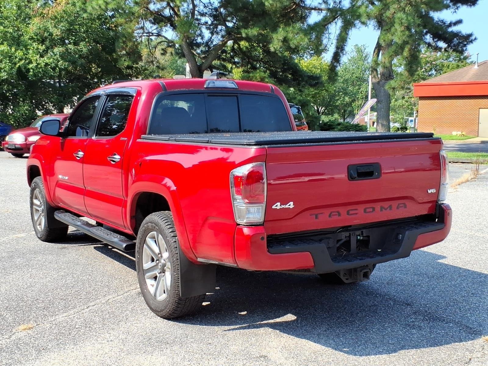 Used 2016 Barcelona Red Metallic Toyota Limited image 4