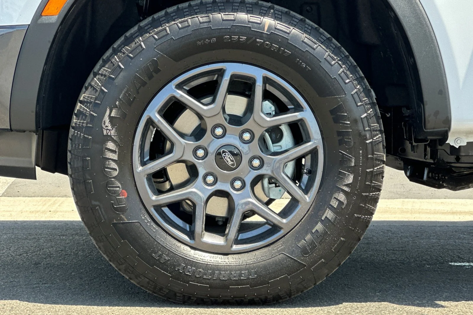 New 2026 Oxford White Ford XLT image 23