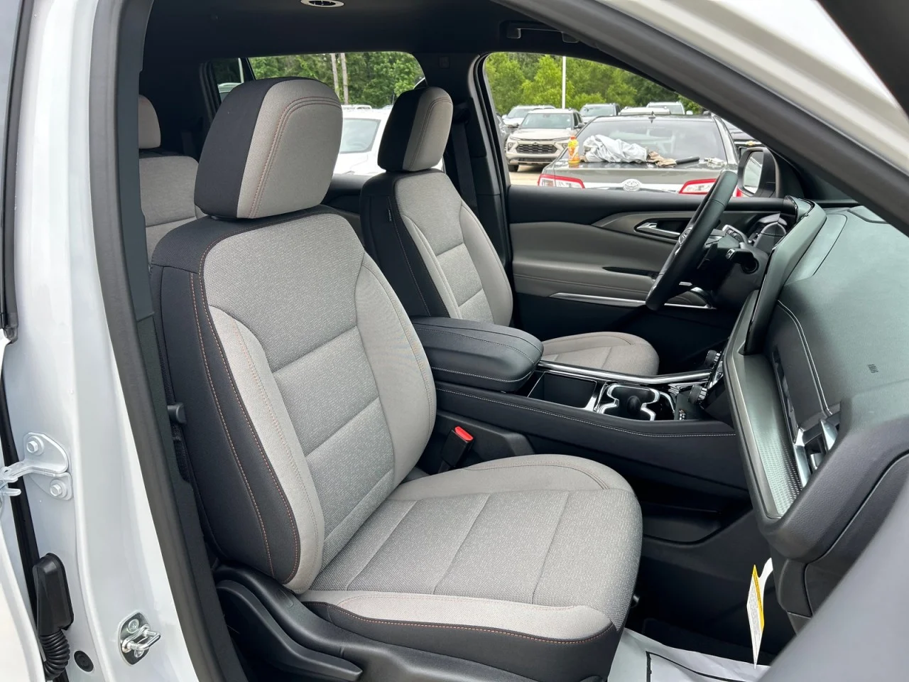 2026 Chevrolet Traverse LT - Photo 19