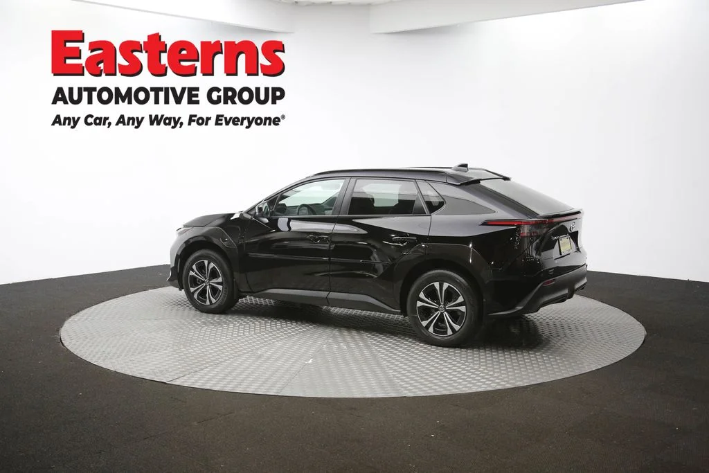 Used 2023 Black Toyota XLE image 59