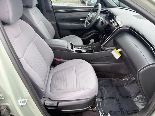 Used 2024 Green Hyundai SEL image 28