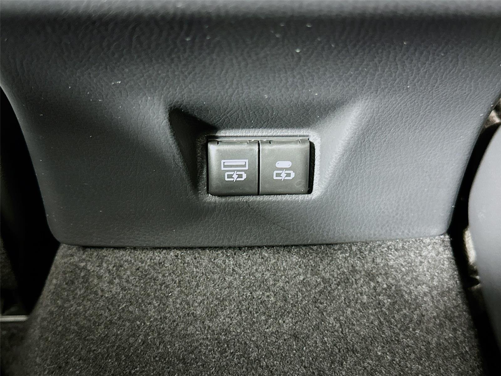 New 2026 Heavy Metal Toyota XLE image 40
