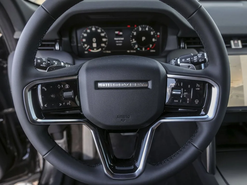 2025 Land Rover Discovery Sport Dynamic SE - Photo 18