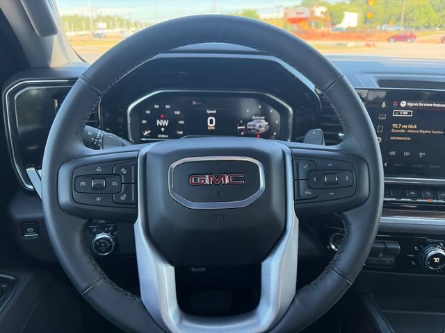 Used 2025 Onyx Black GMC Elevation image 23