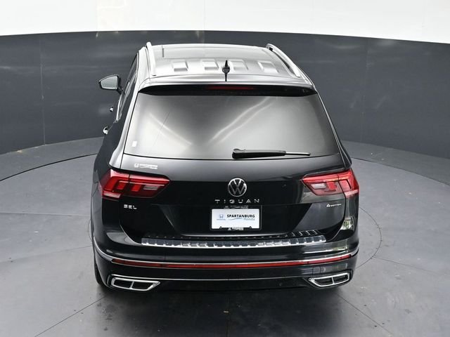 Used 2024 Deep Black Pearl Volkswagen 2.0T SEL R-Line image 29