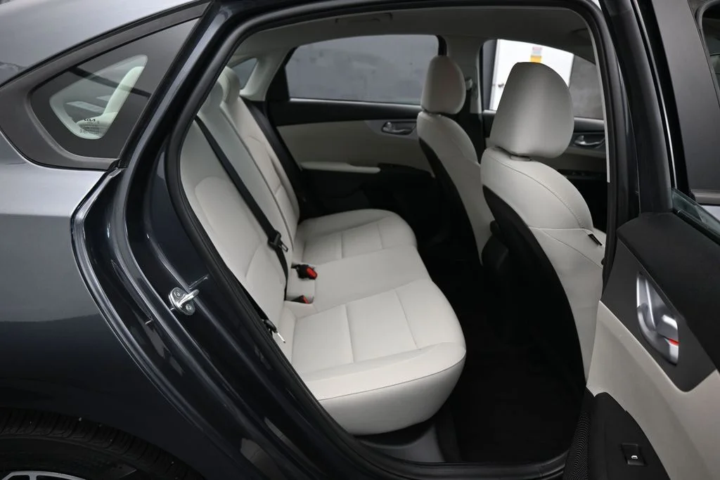 Used 2023 Gravity Gray Kia LXS image 29