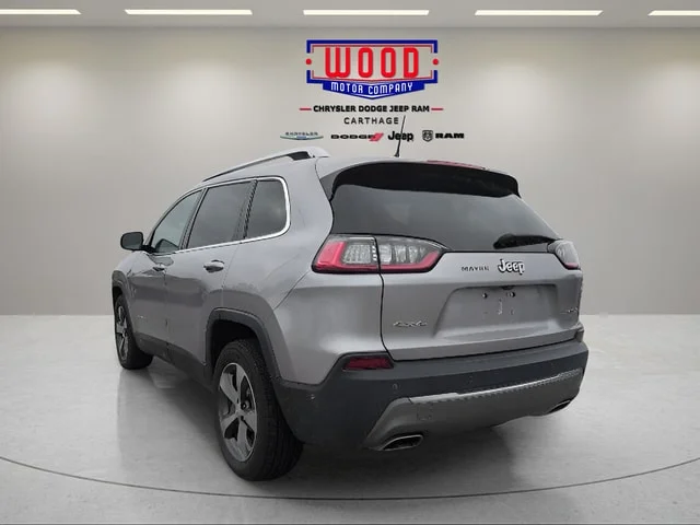 Used 2019 Billet Silver Metallic Clearcoat Jeep Limited image 5