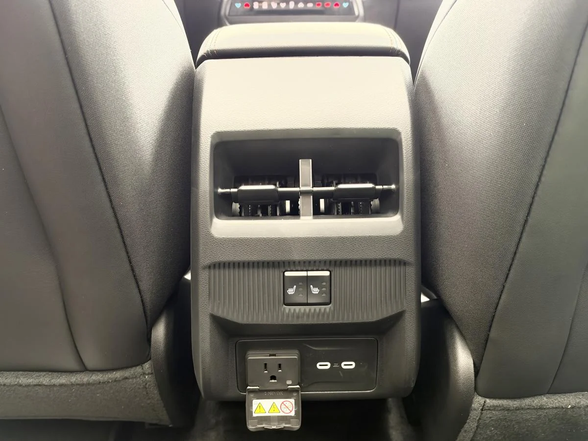New 2026 41 (pj5) Jeep Overland image 19