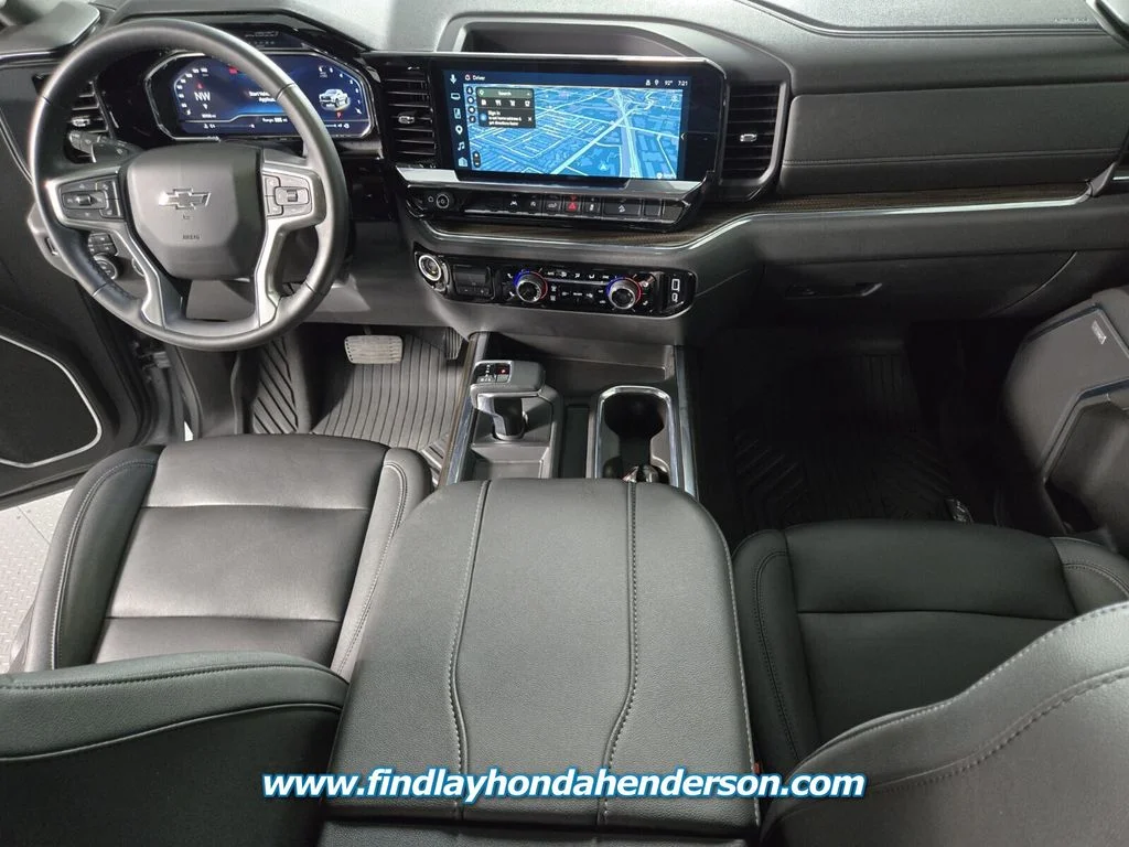 Used 2025 Sterling Gray Metallic Chevrolet LT Trail Boss image 16