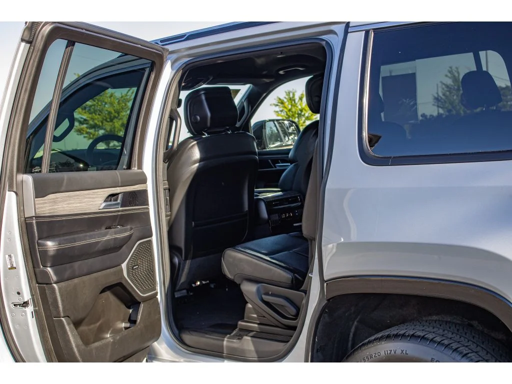 Used 2024 Silver Zynith Jeep Series III image 16