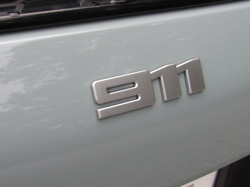 2025 Porsche 911 - Photo 14