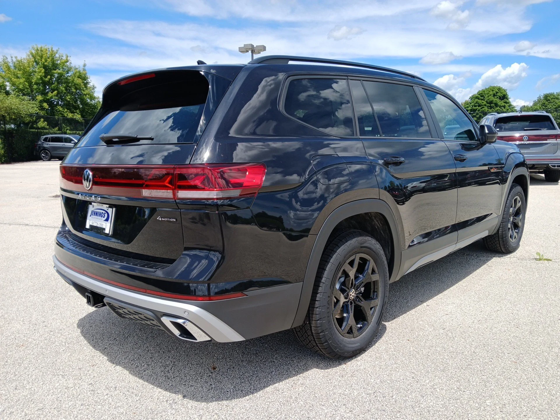 New 2026 Deep Black Pearl Volkswagen 2.0T Peak Edition image 4