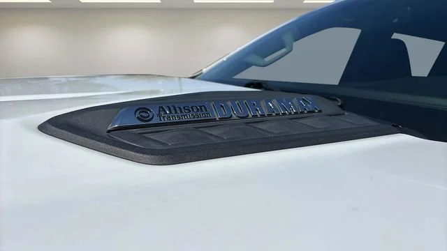 Used 2024 Summit White Chevrolet LTZ image 39