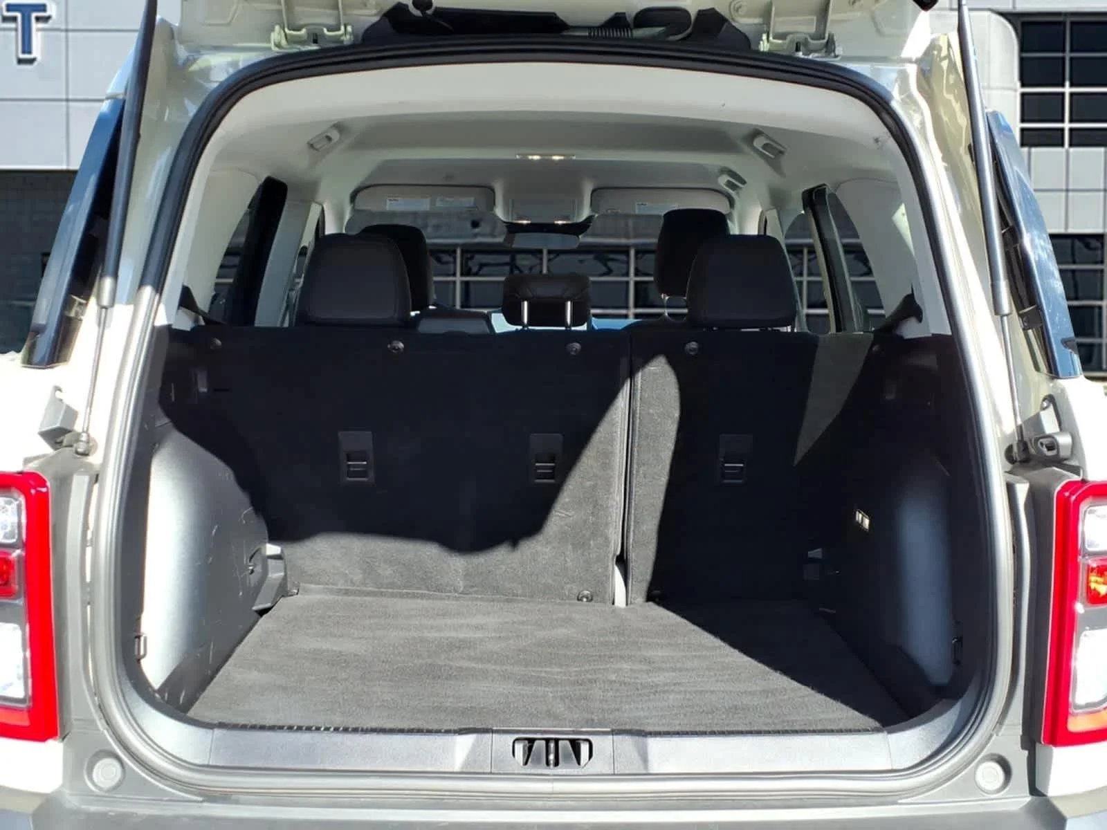 Used 2025 Desert Sand Ford Big Bend image 6