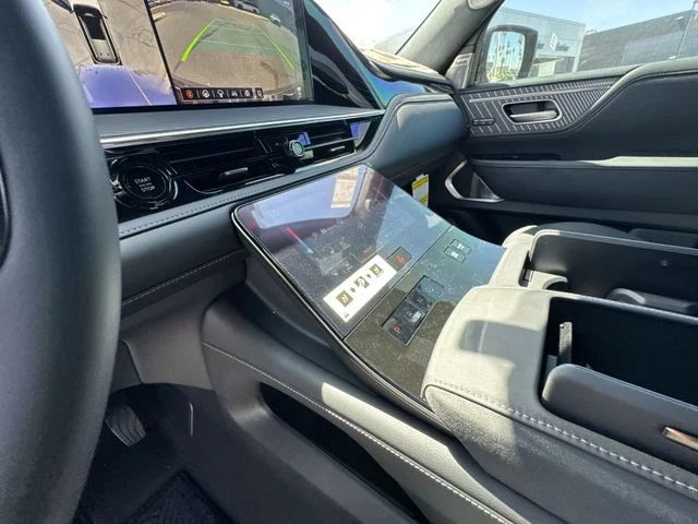 New 2026 Black INFINITI AUTOGRAPH image 18